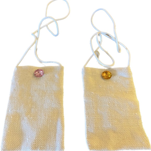 Cute, small hand made bags with heart/flower design ! ♡♡ - Picture 2 of 4